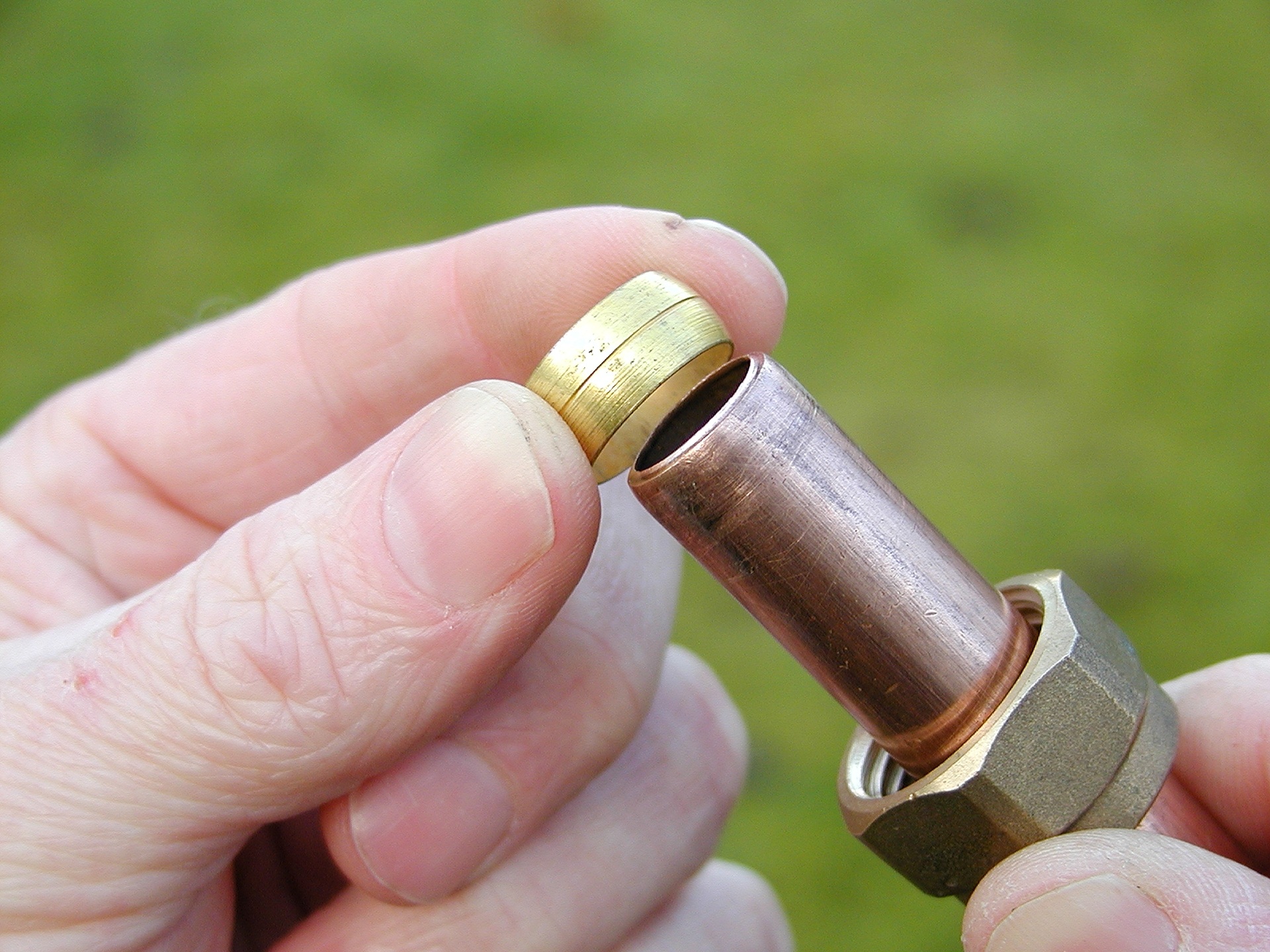 Réparer une fuite sur un tuyau cuivre: comment faire ? - Direct Artisans